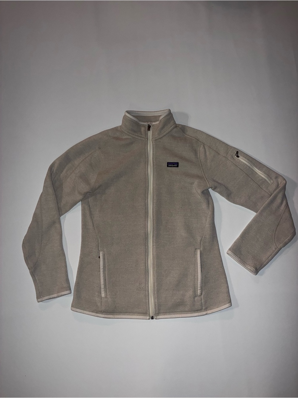 Vintage Patagonia Women's Light Cream Full-Zip Fleece Jacket